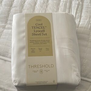 Threshold Cool TENCEL Lyocell Sheet Set - White Queen size